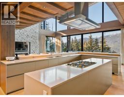 2982 High Point Drive, Whistler, BC V8E0L6 Photo 9