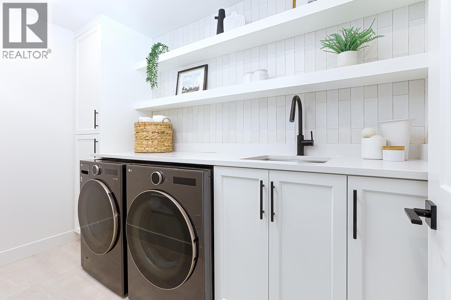 6009 16 AVENUE, Delta