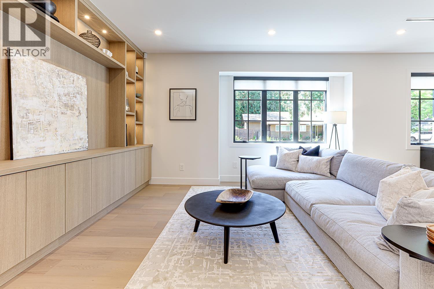 6009 16 AVENUE, Delta