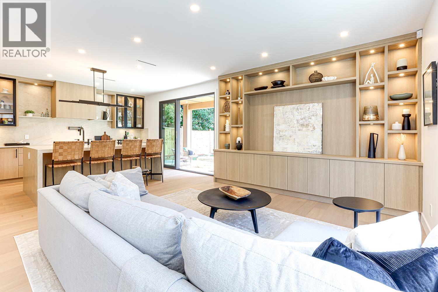 6009 16 AVENUE, Delta