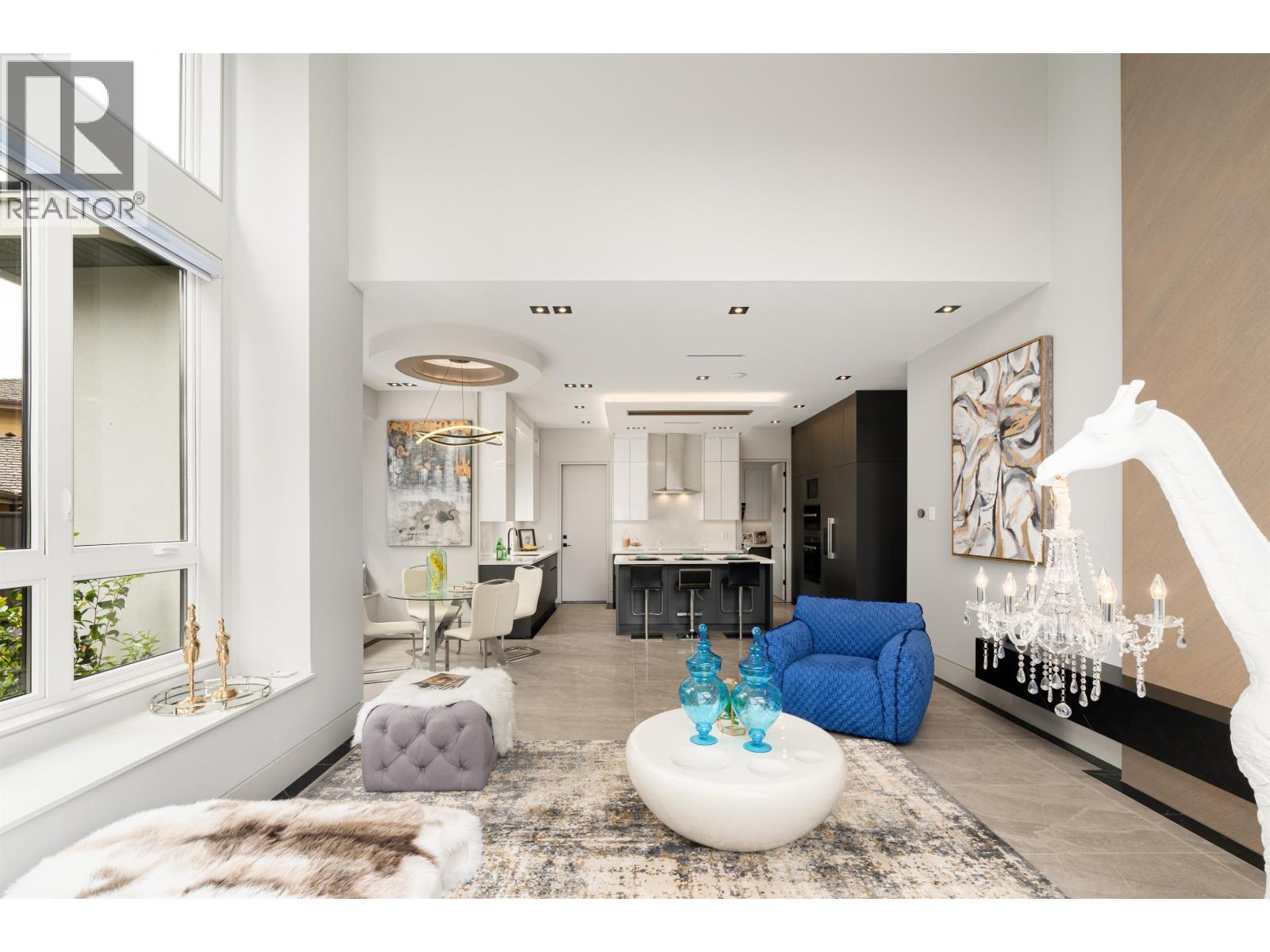 6571 WHITEOAK DRIVE, Richmond