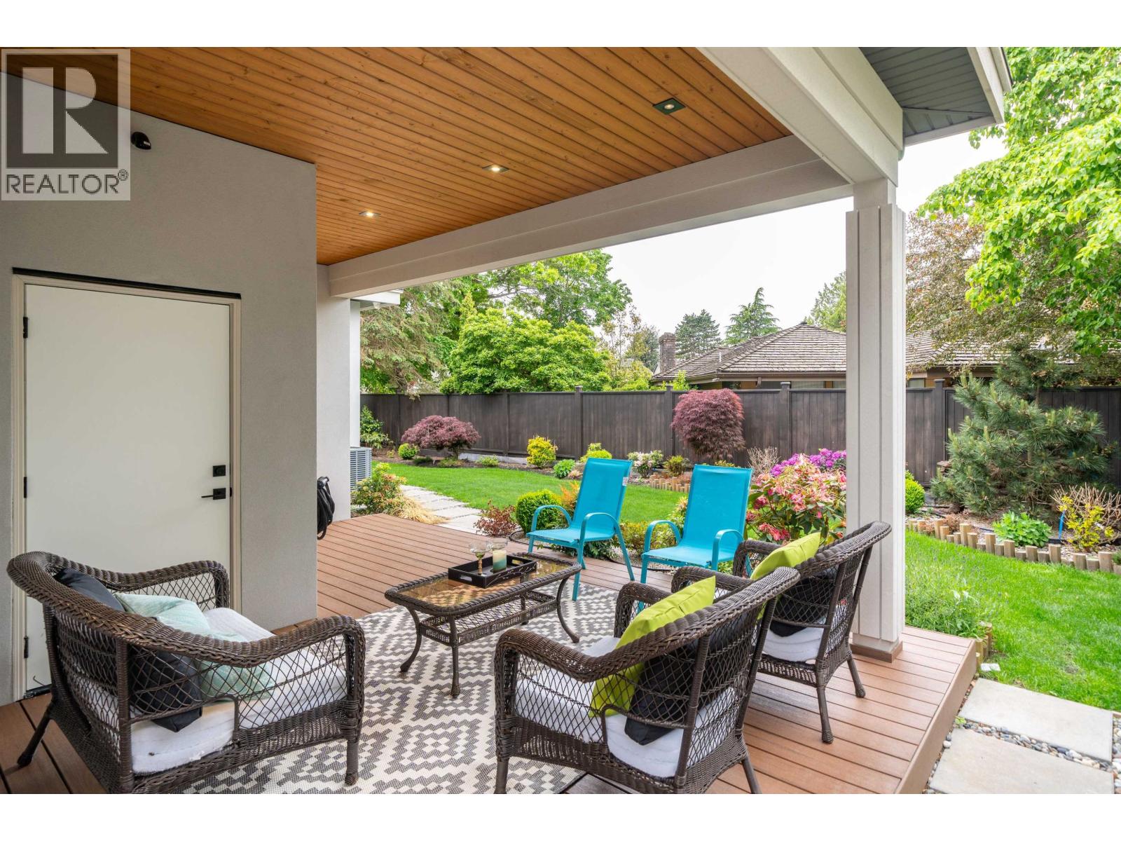 6571 WHITEOAK DRIVE, Richmond