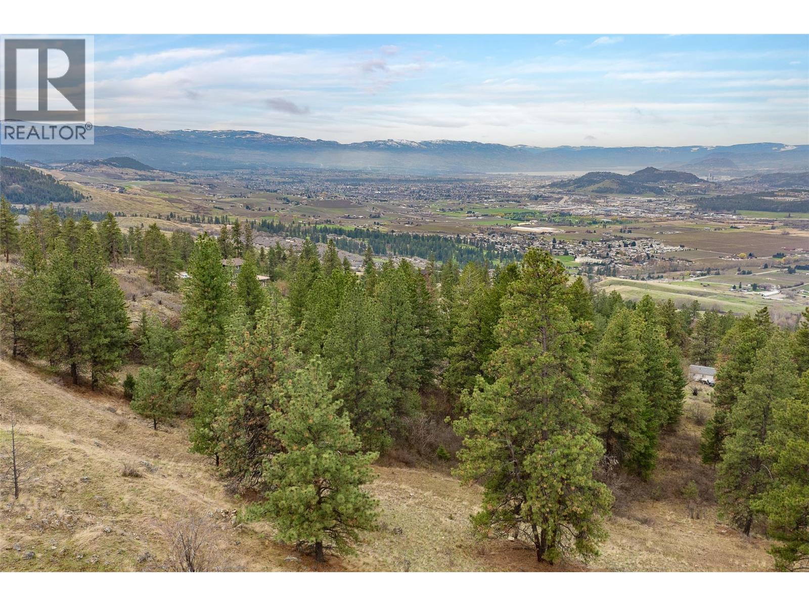  5601 Twin Creek Place, Kelowna