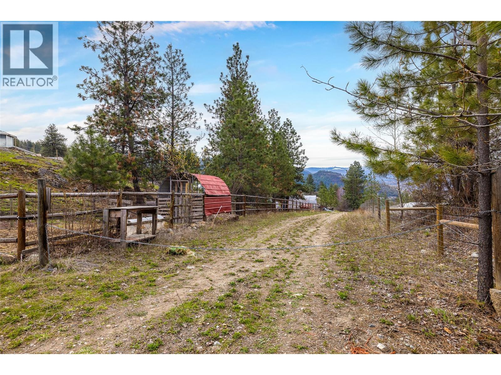  5601 Twin Creek Place, Kelowna