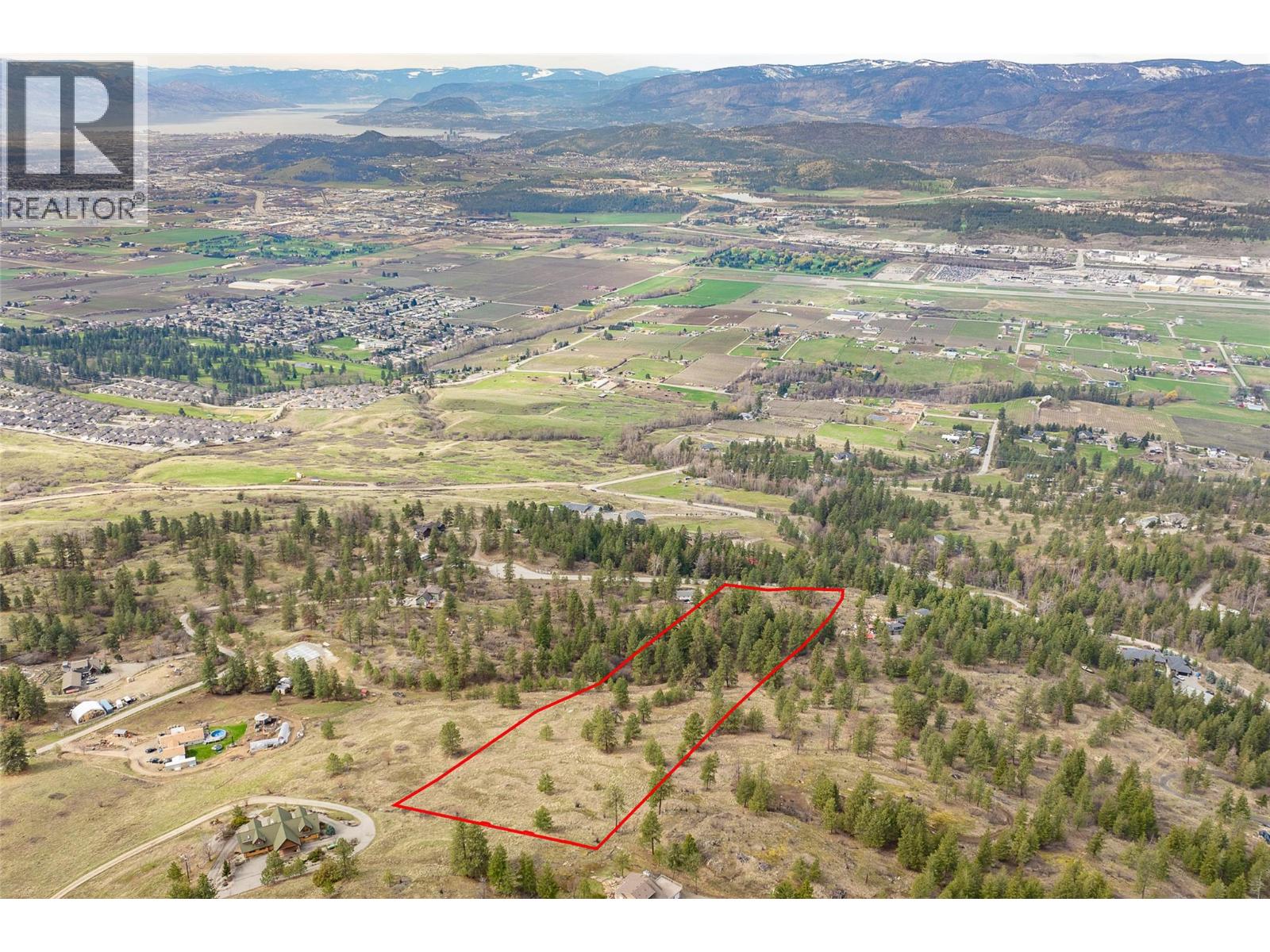  5601 Twin Creek Place, Kelowna