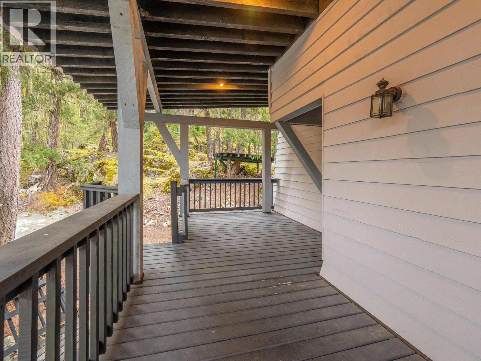 9539 EMERALD DRIVE, Whistler