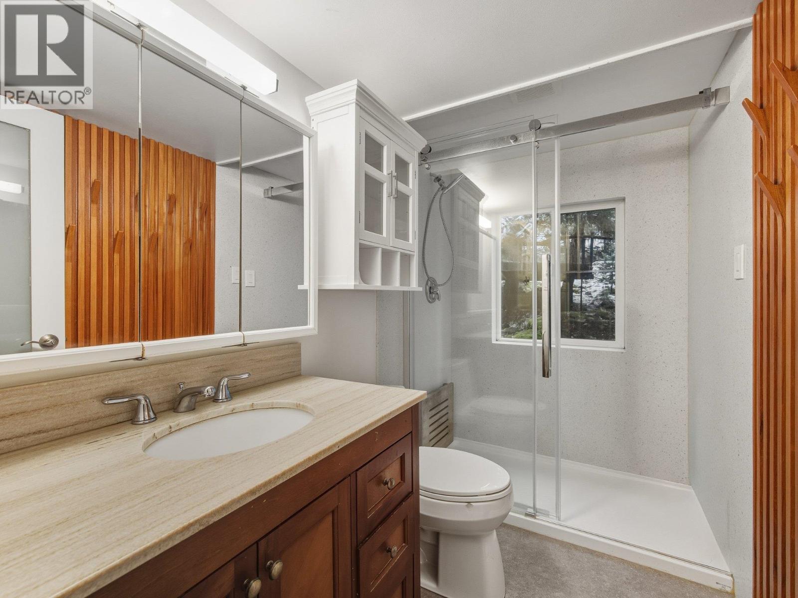 9539 EMERALD DRIVE, Whistler