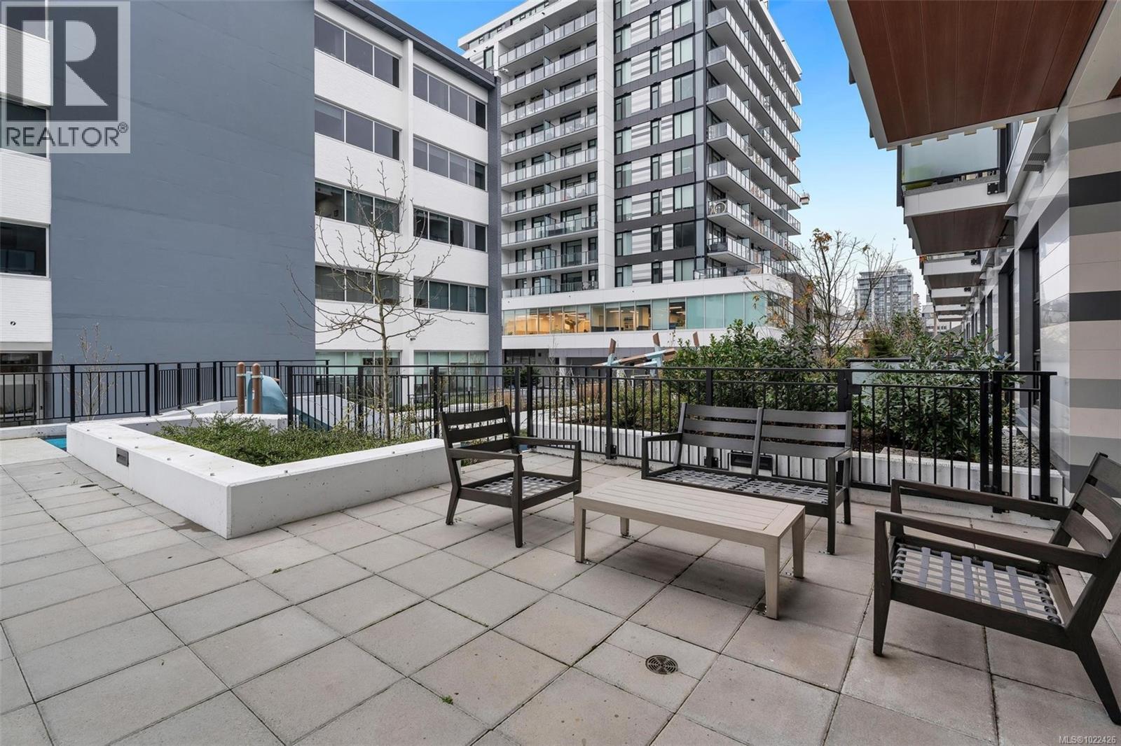 417 1115 Johnson St, Victoria