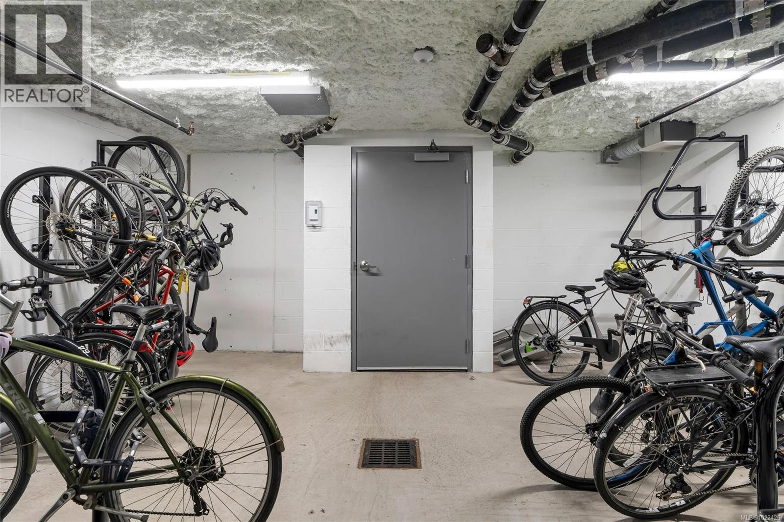 417 1115 Johnson St, Victoria