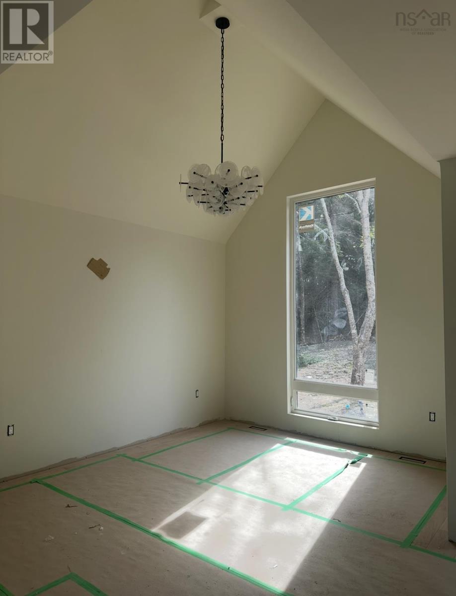 Property 23 of 47 of 103 Canoe Crescent