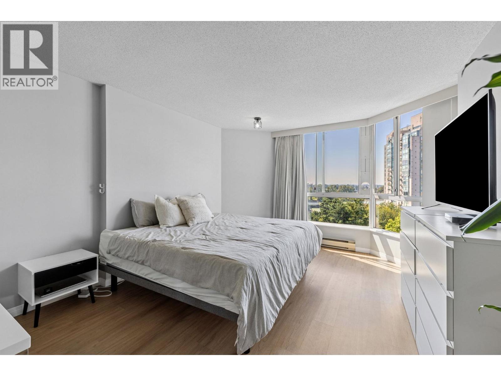 1102 1245 QUAYSIDE DRIVE, New Westminster