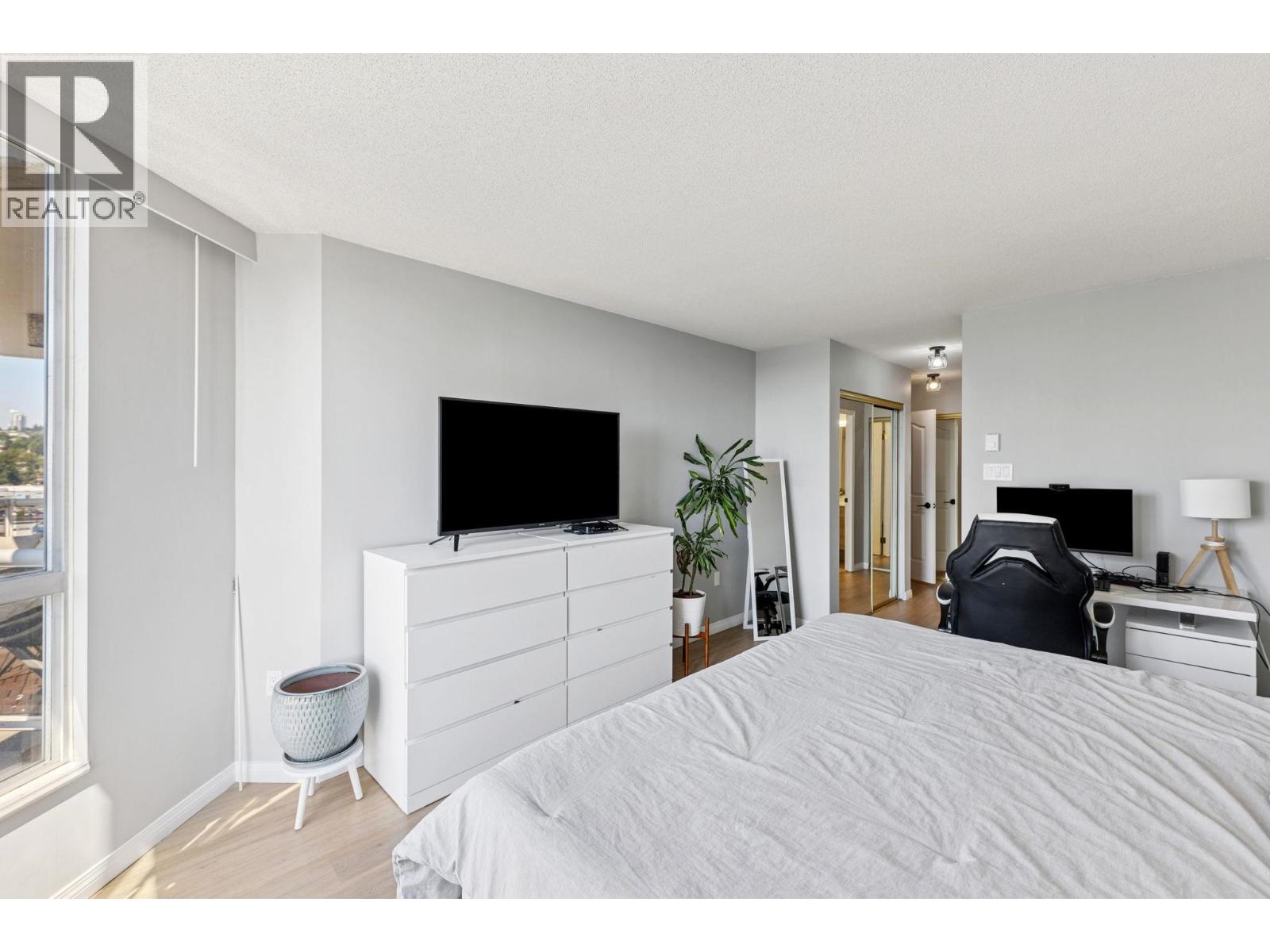 1102 1245 QUAYSIDE DRIVE, New Westminster