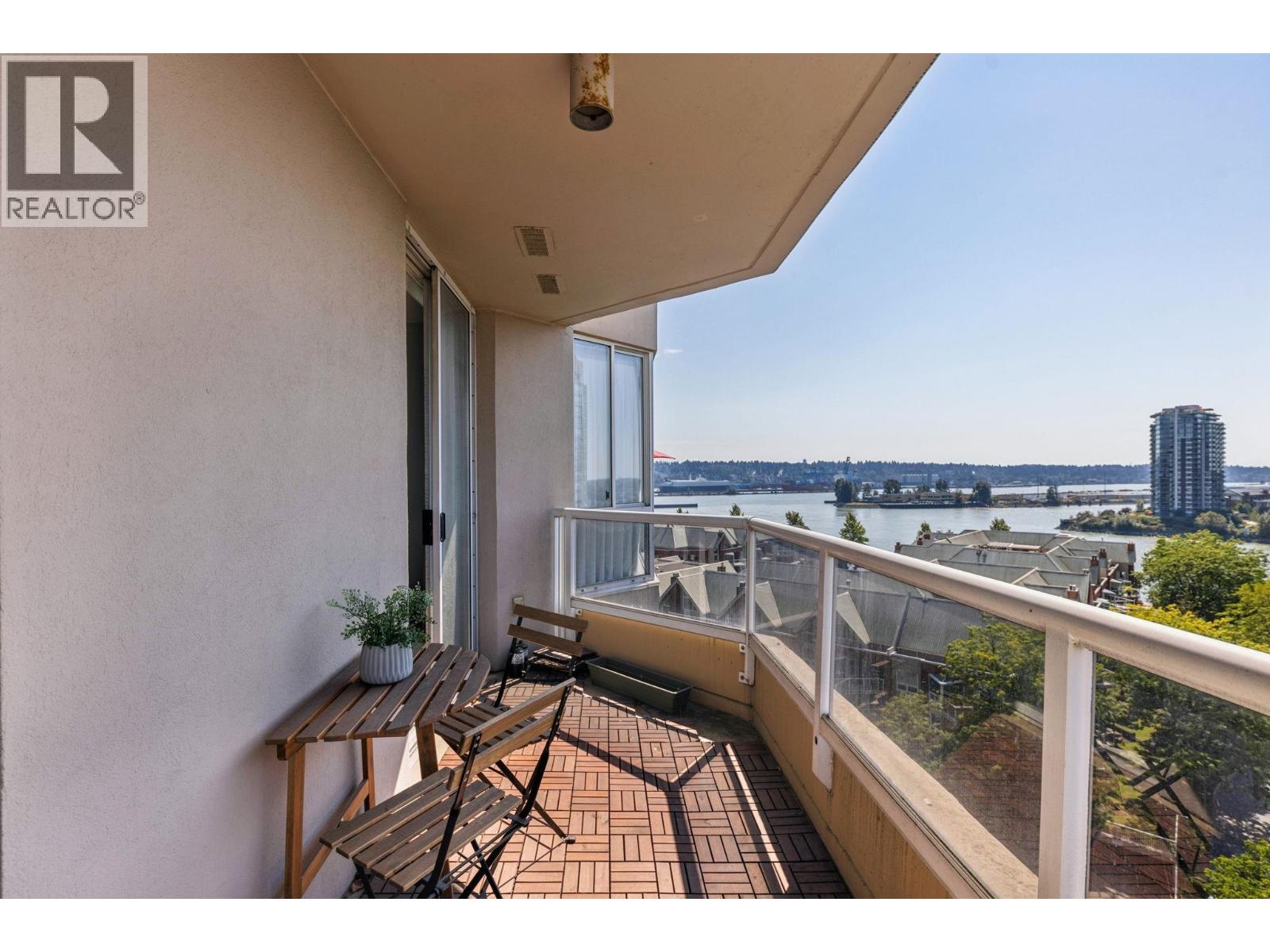 1102 1245 QUAYSIDE DRIVE, New Westminster