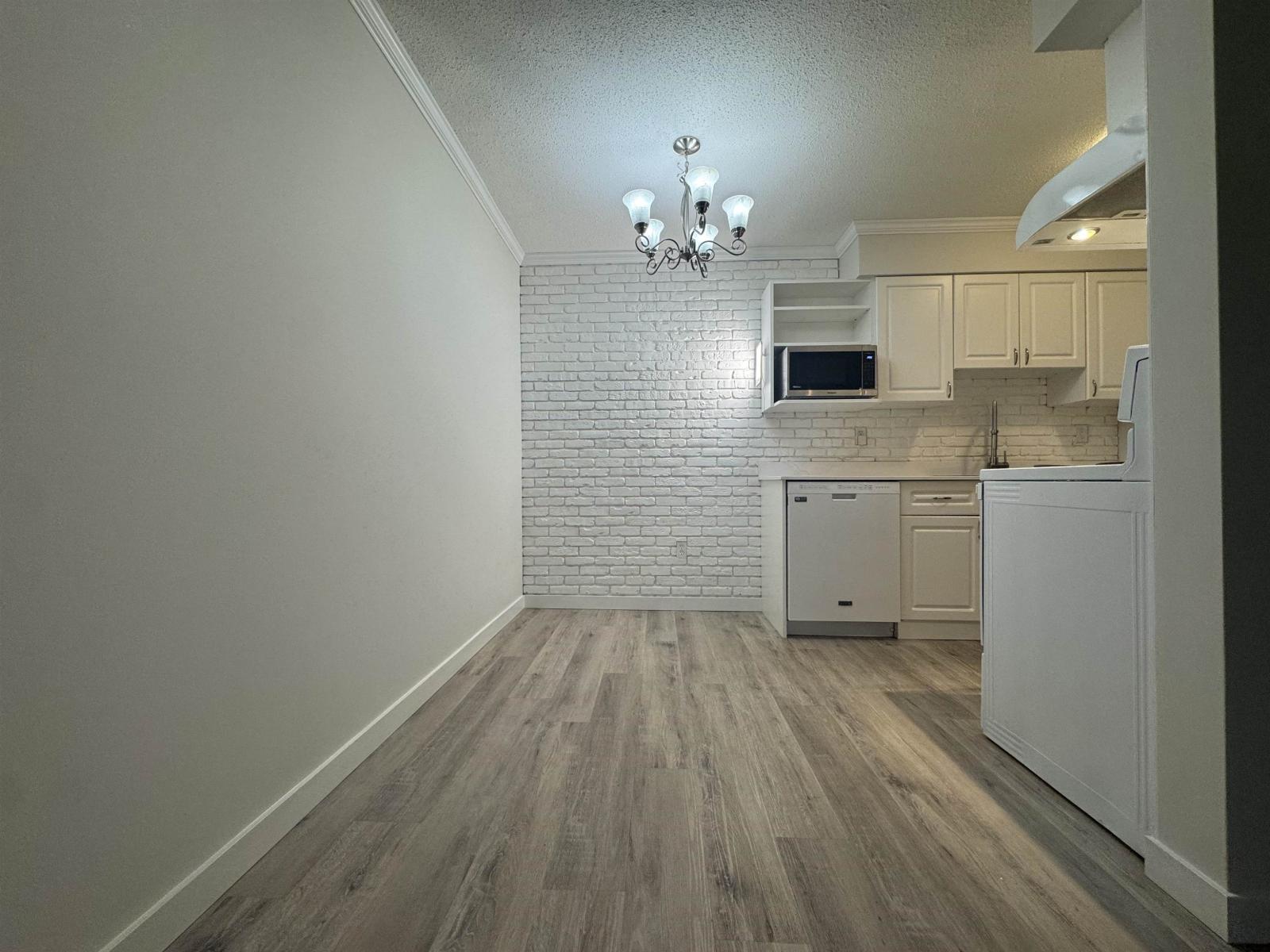 #124-11806 88TH Avenue, Delta