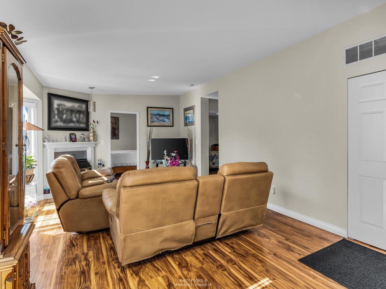 59 1400 164 STREET, Surrey