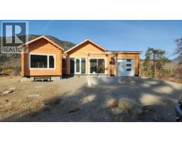  4850 Bassett Avenue, Okanagan Falls