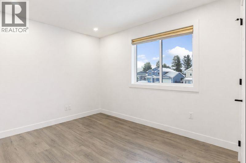 5224 SMITH AVENUE, Terrace