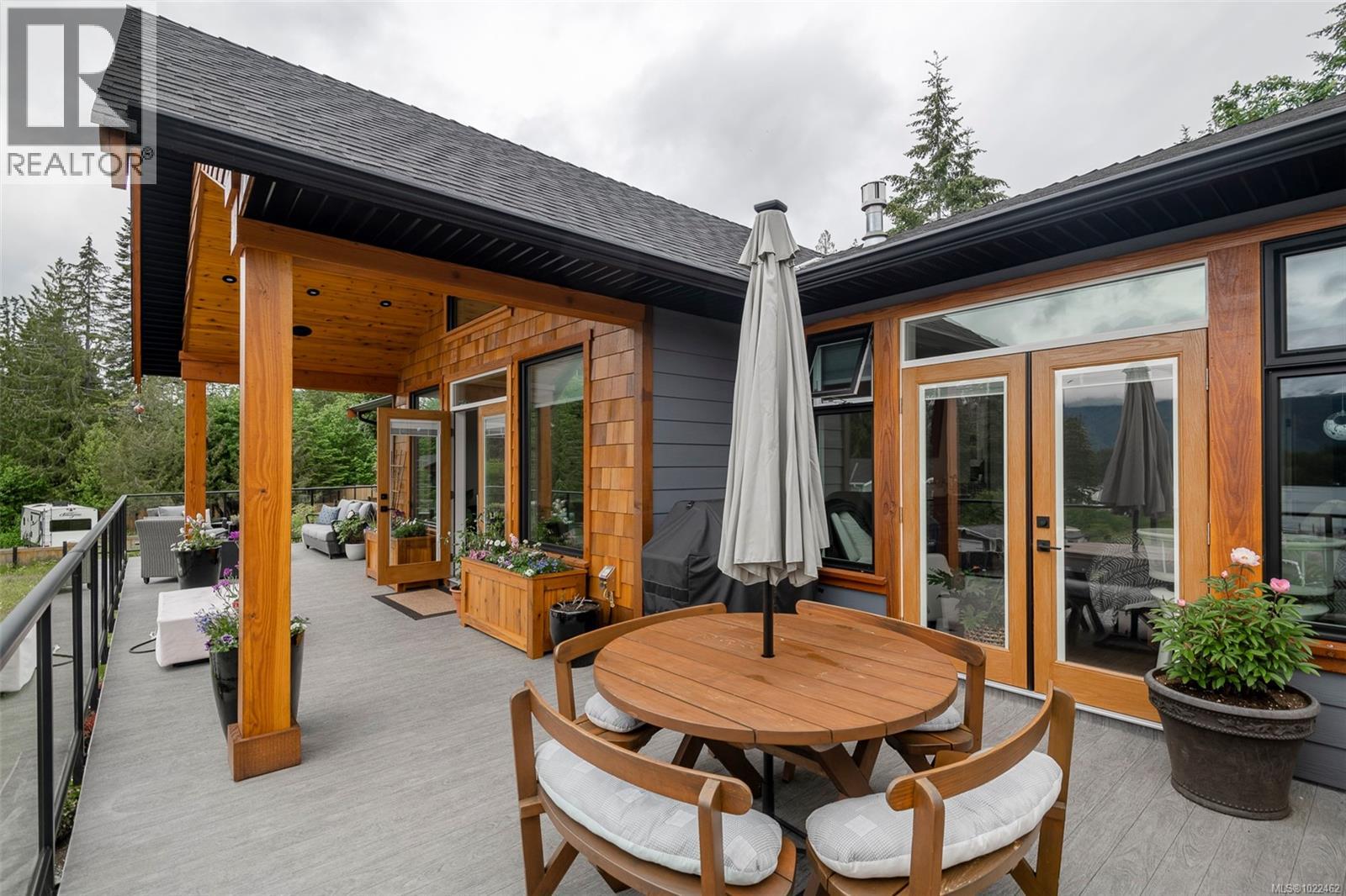 10407 Marina Vista Dr, Port Alberni