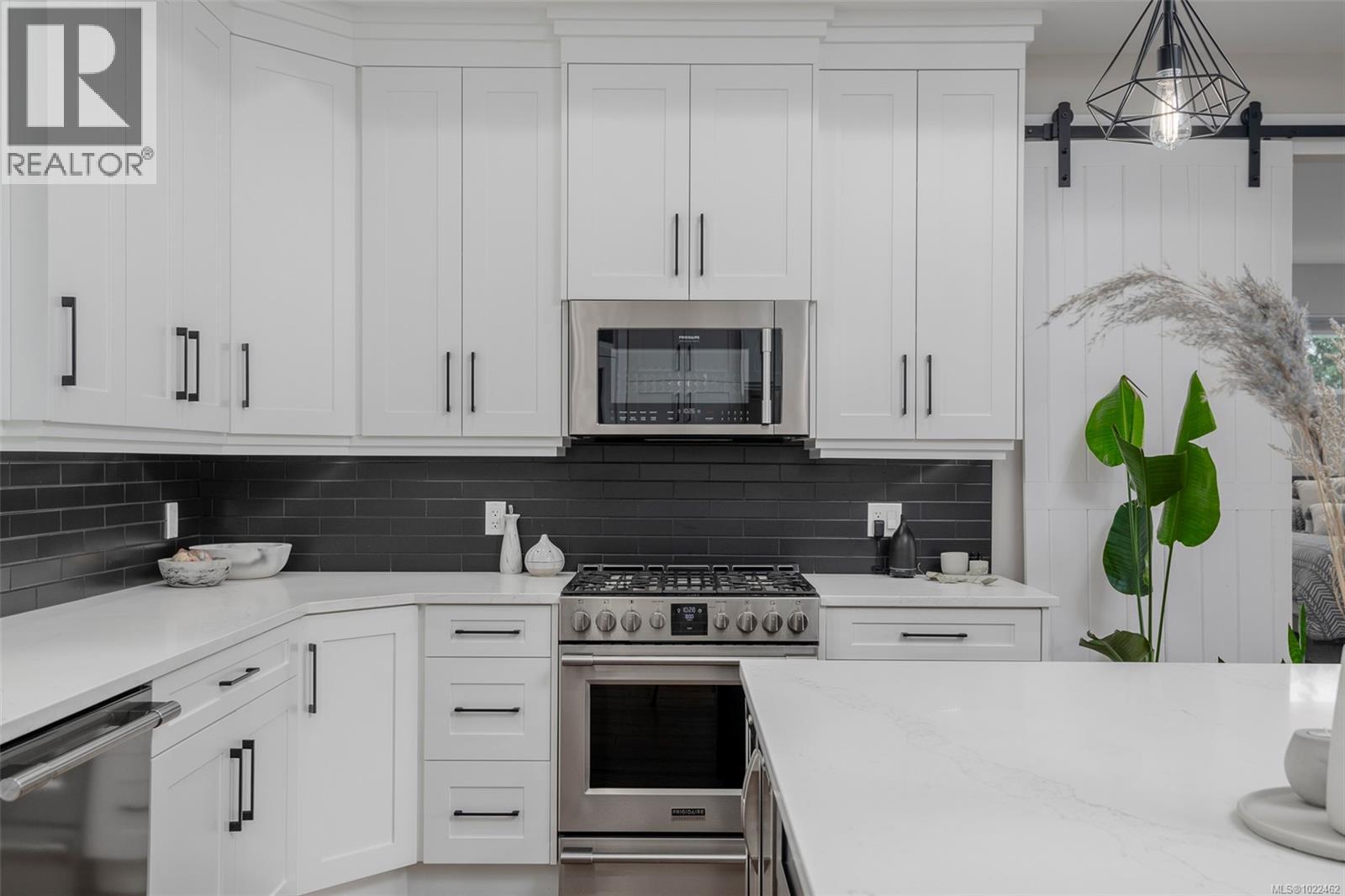 10407 Marina Vista Dr - 6