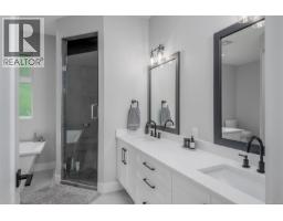 10407 Marina Vista Dr, Port Alberni, BC V9Y8Z7 Photo 14