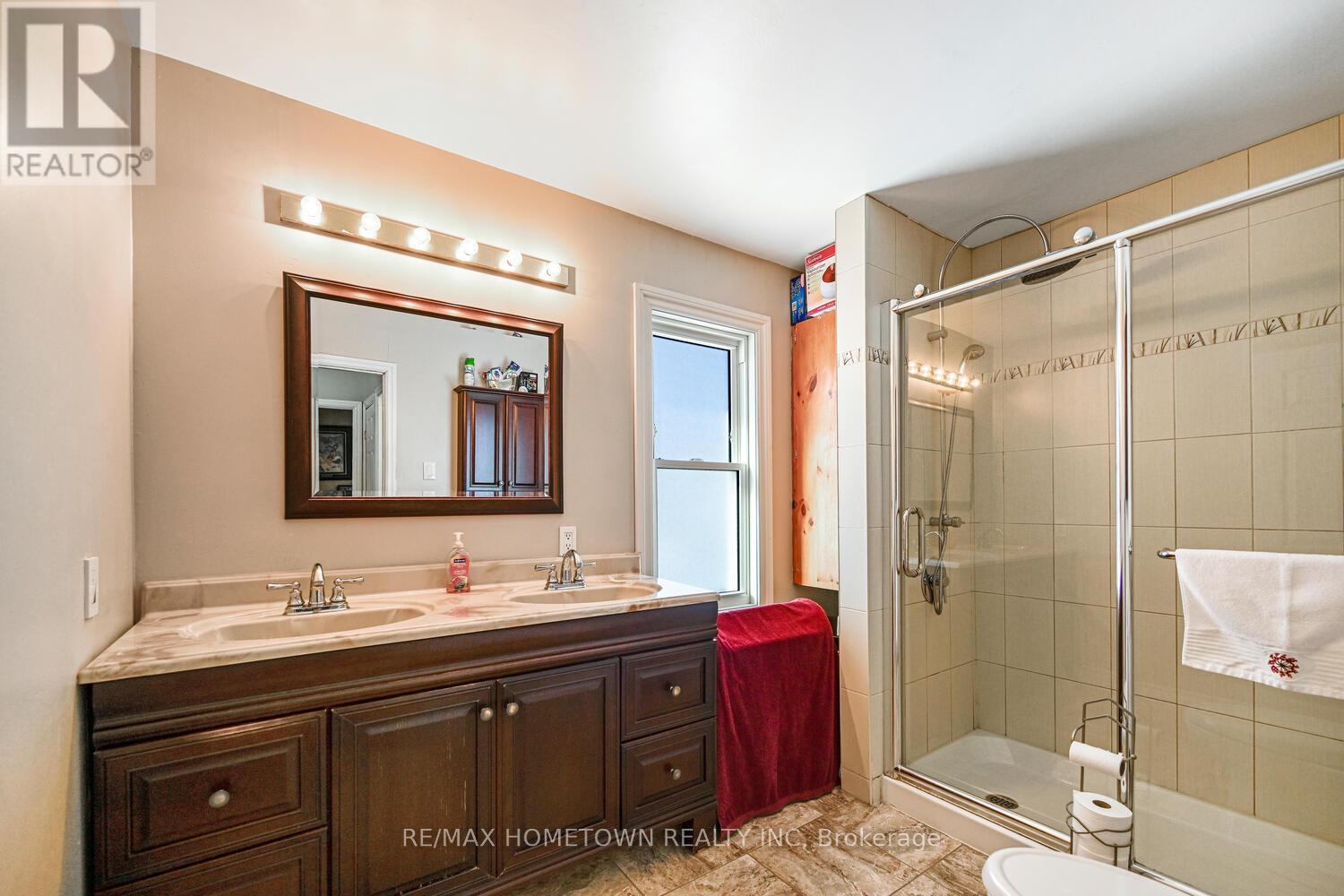 1229 HALLECKS ROAD S - 23