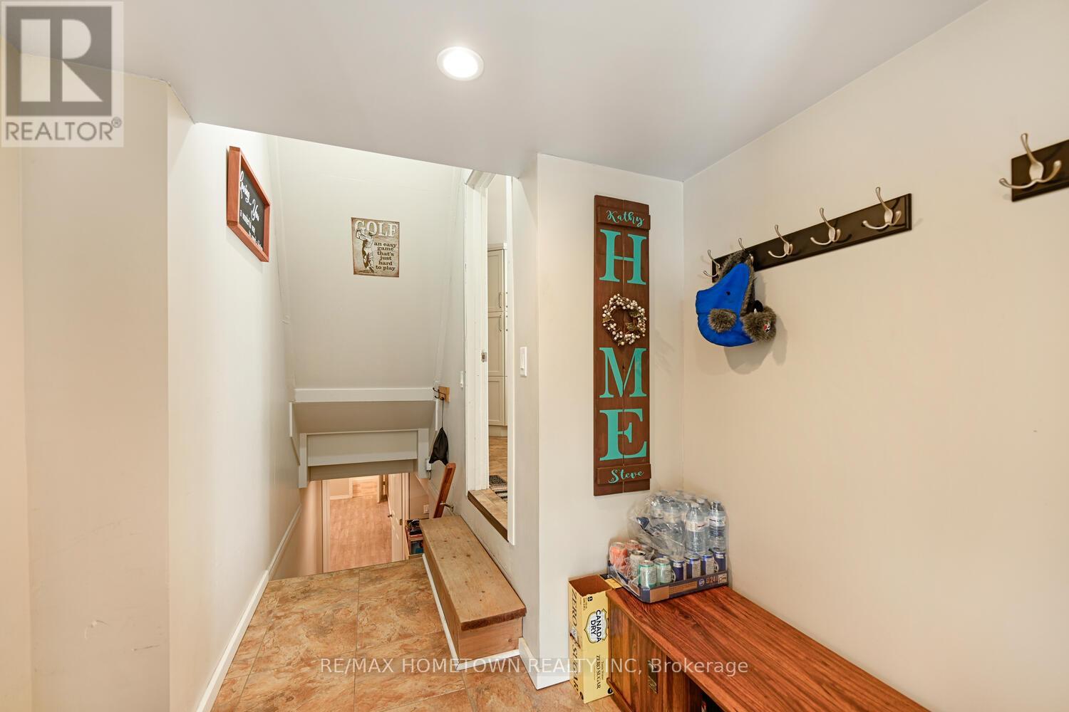 1229 HALLECKS ROAD S - 25