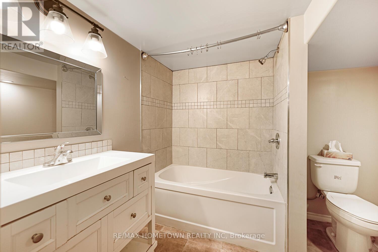 1229 HALLECKS ROAD S - 33