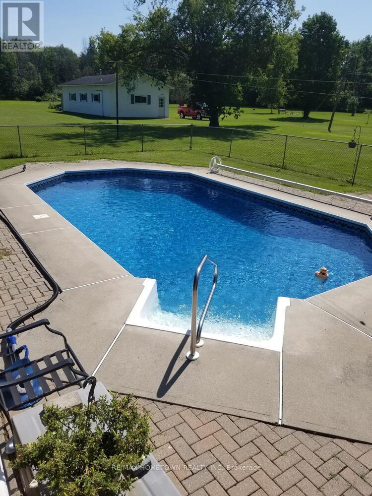 1229 HALLECKS ROAD S - 4