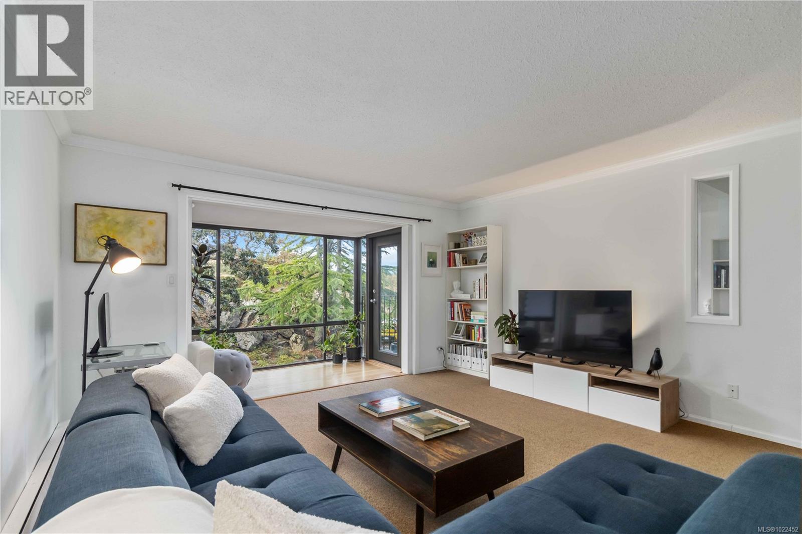 410 1433 Faircliff Lane, Victoria