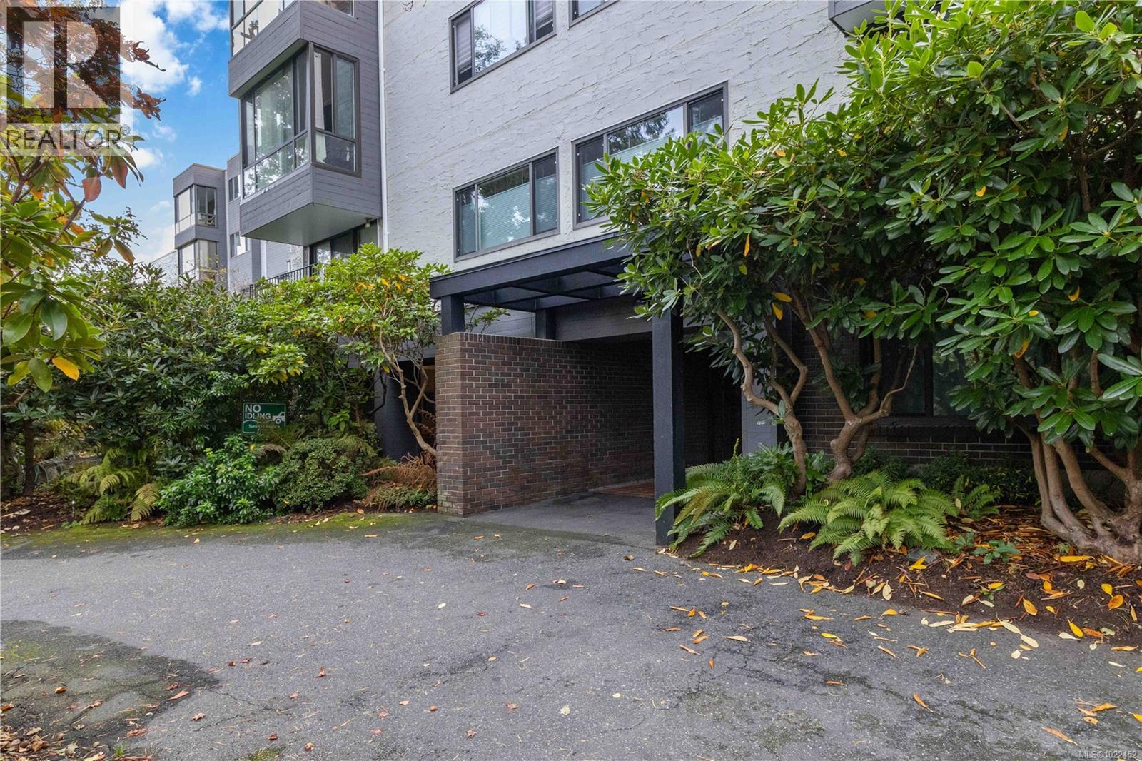 410 1433 Faircliff Lane, Victoria