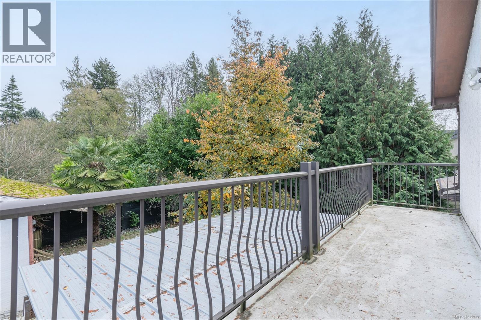 2275 Millstream Rd, Langford