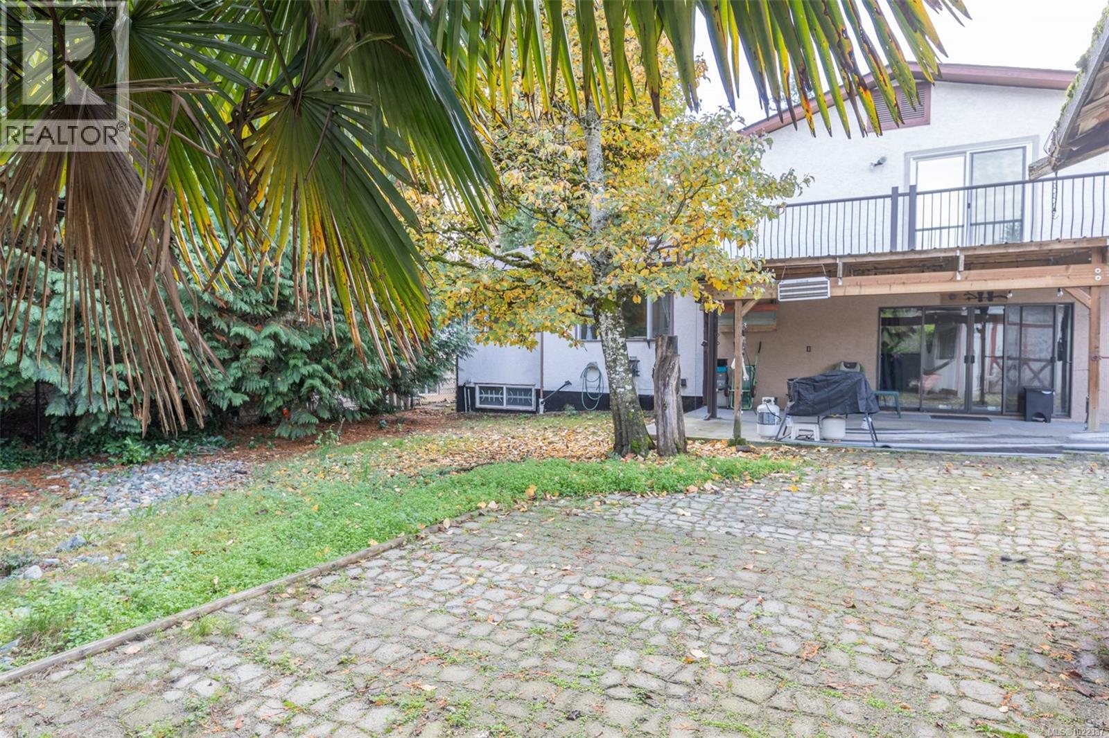 2275 Millstream Rd, Langford