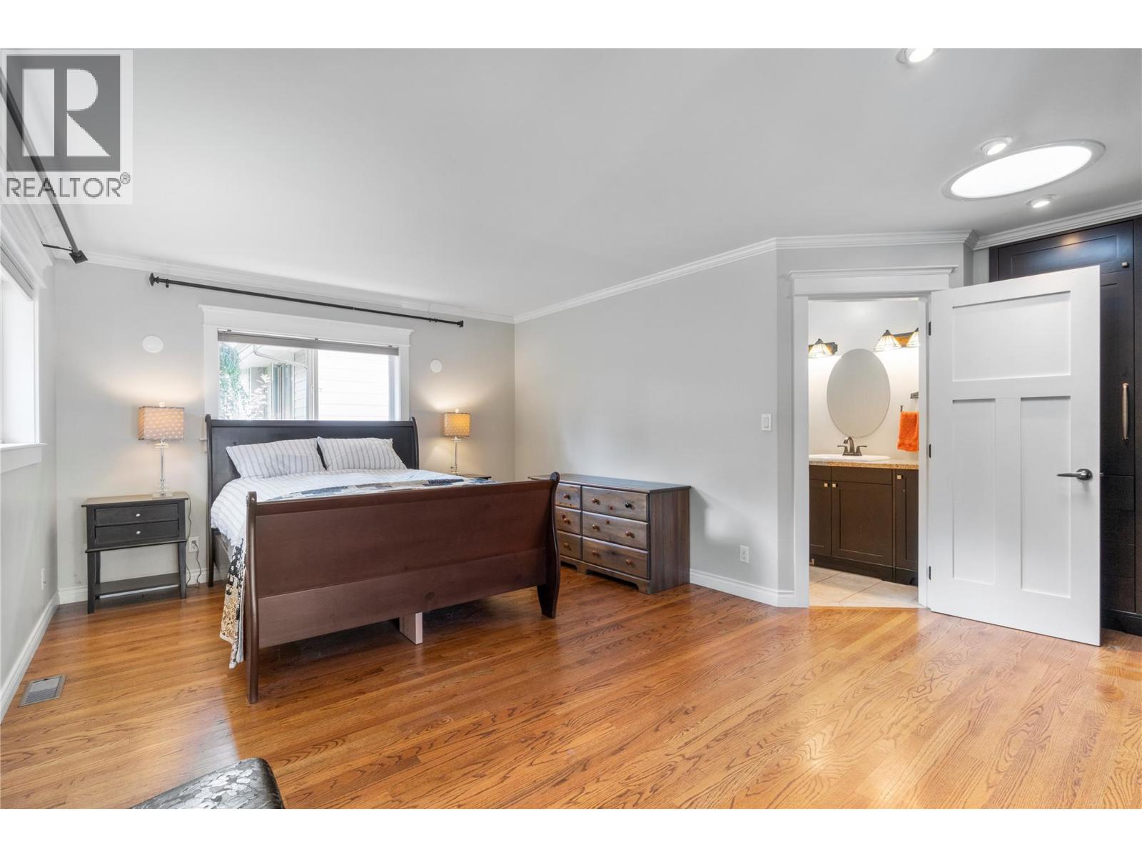  2230 28 Street Northeast, Salmon Arm