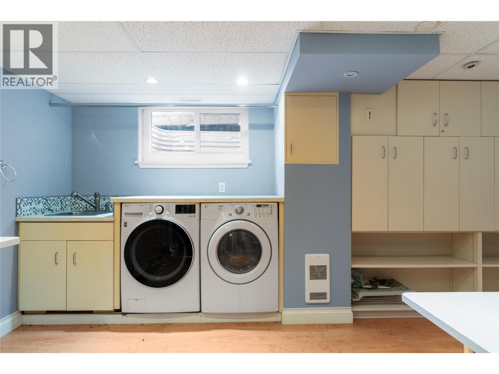  2230 28 Street Northeast, Salmon Arm