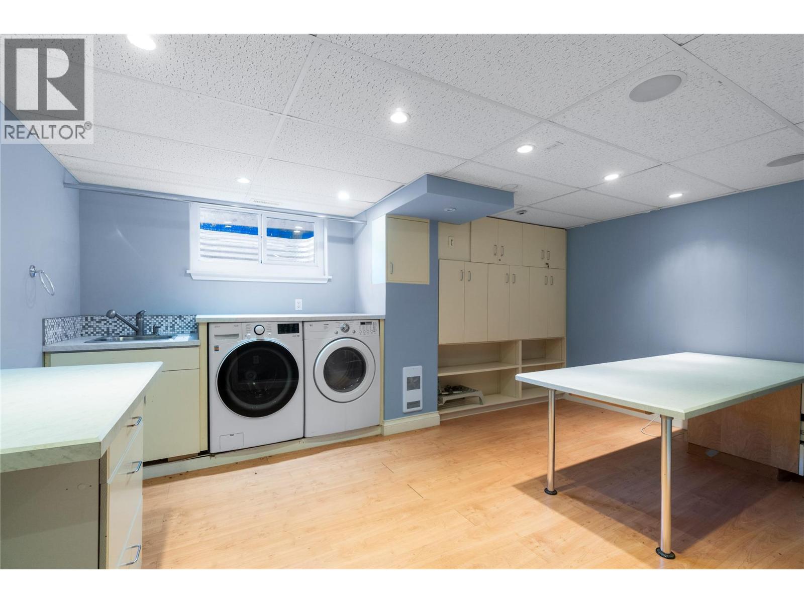  2230 28 Street Northeast, Salmon Arm