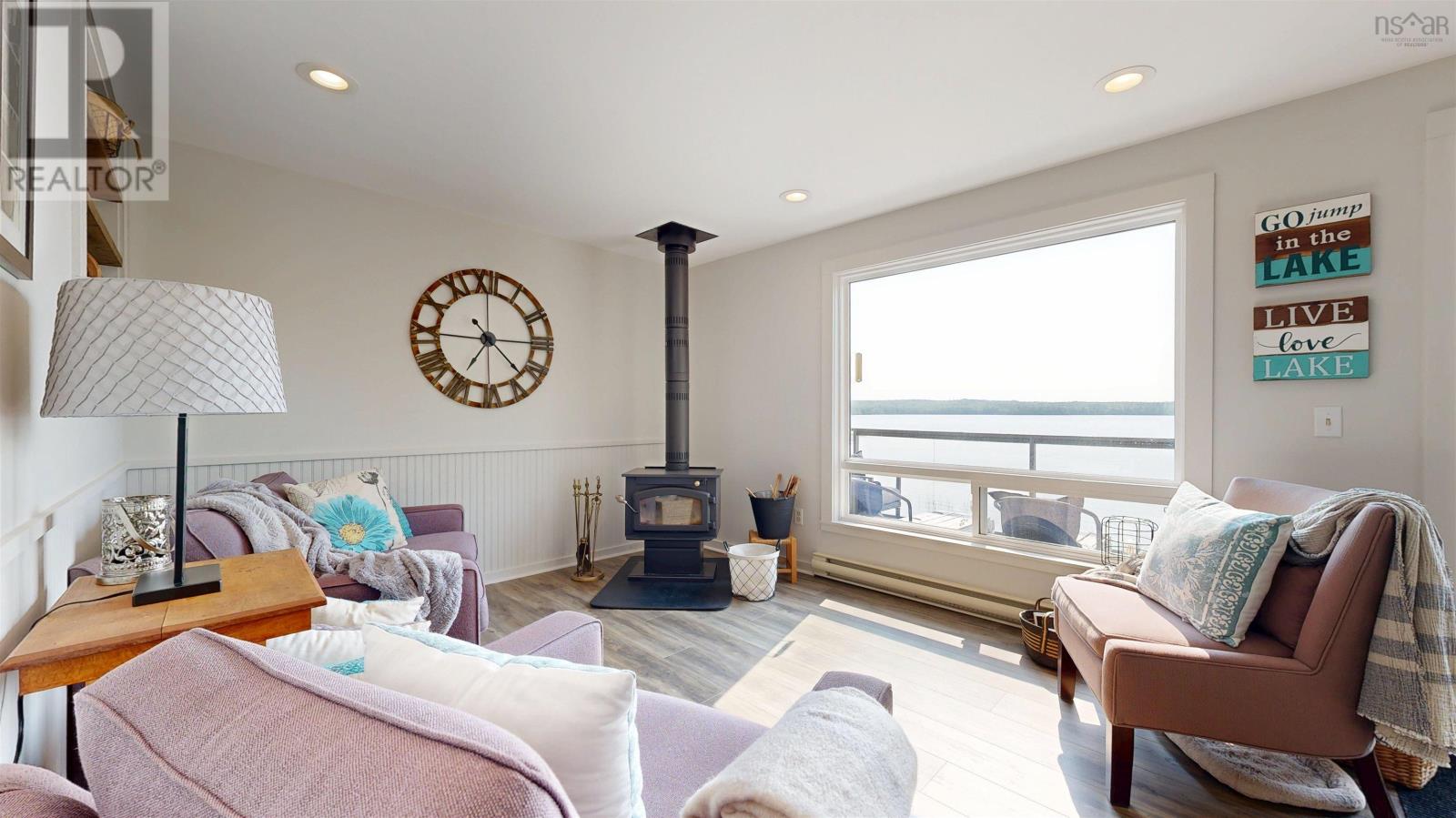 Property 11 of 49 of 109 Troop Road