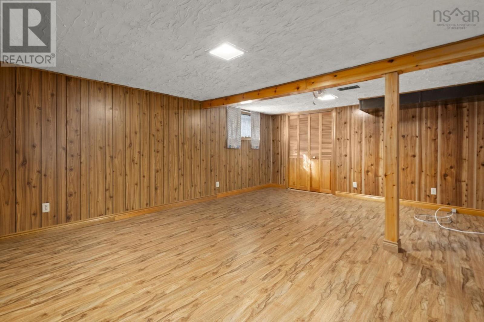 Property 23 of 50 of 50 Forest Hill Drive