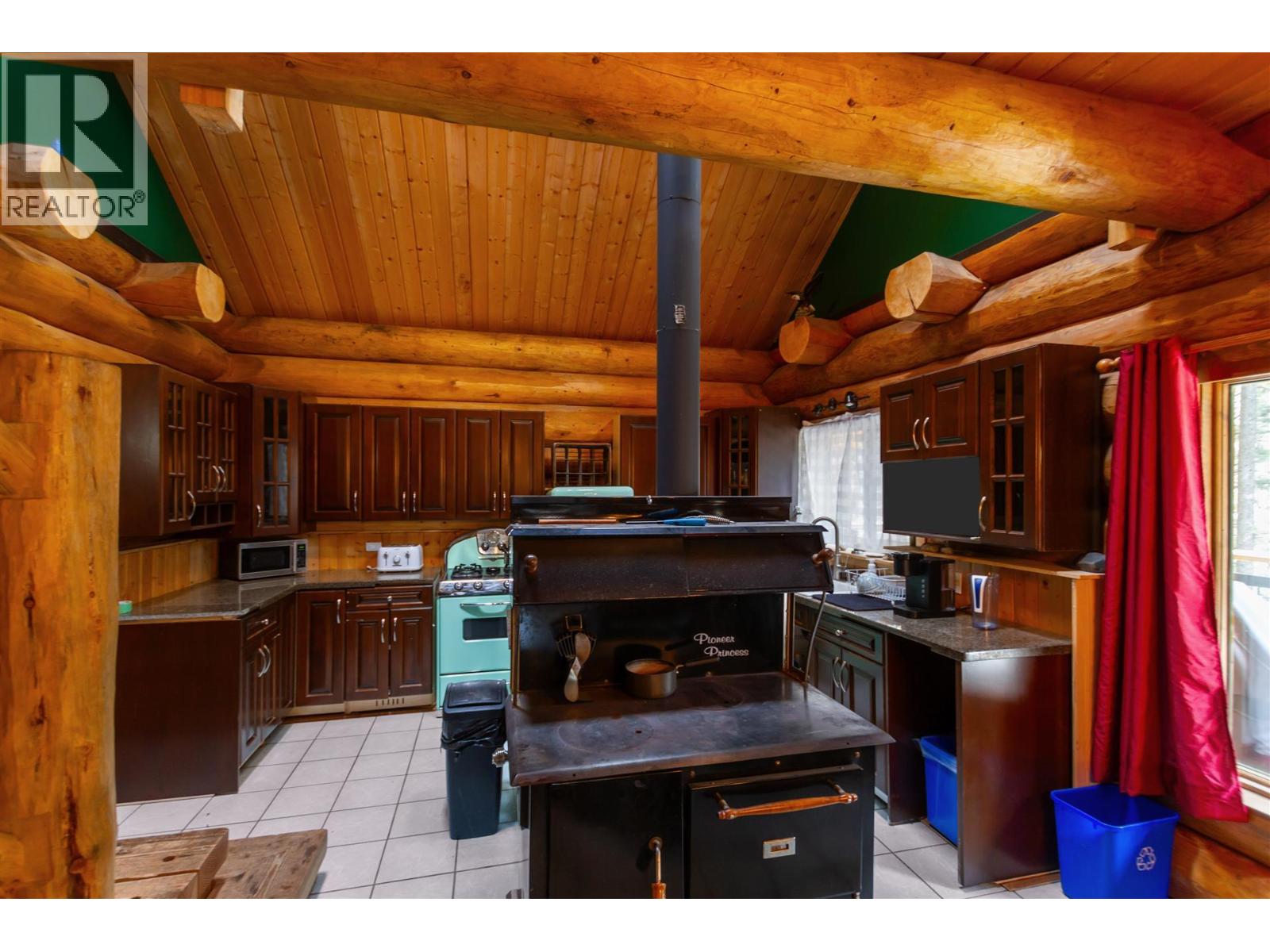 151 Lupine Road - 5