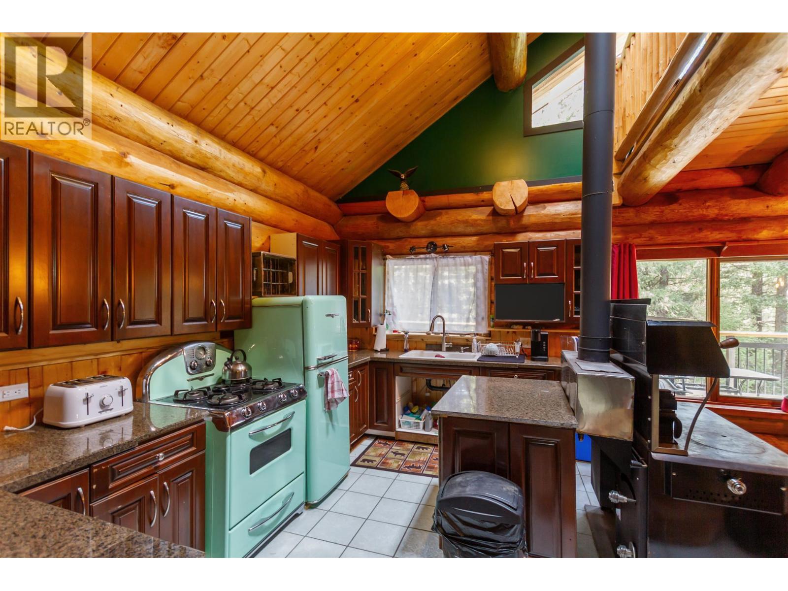 151 Lupine Road - 7