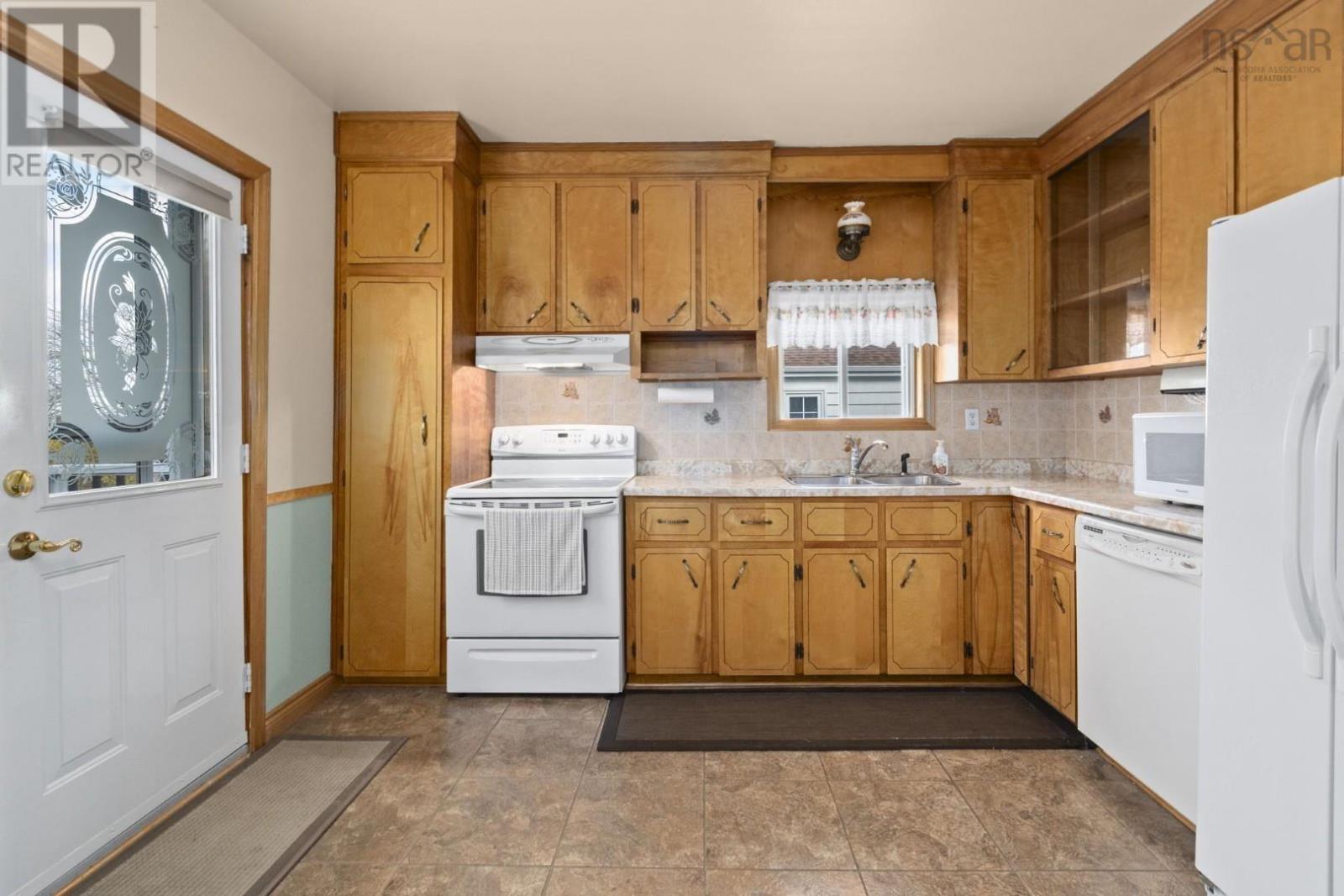 Property 6 of 50 of 50 Forest Hill Drive