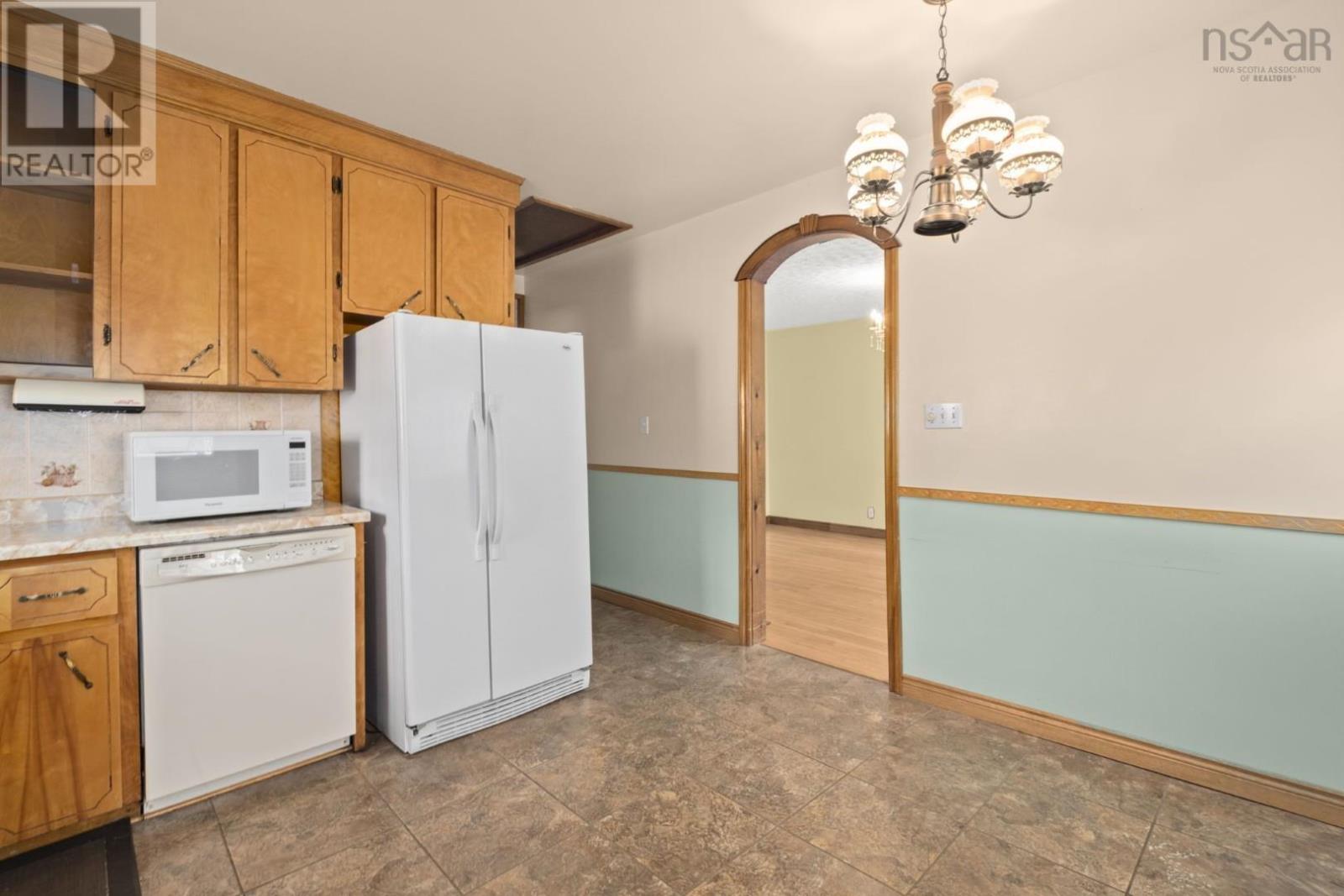 Property 7 of 50 of 50 Forest Hill Drive