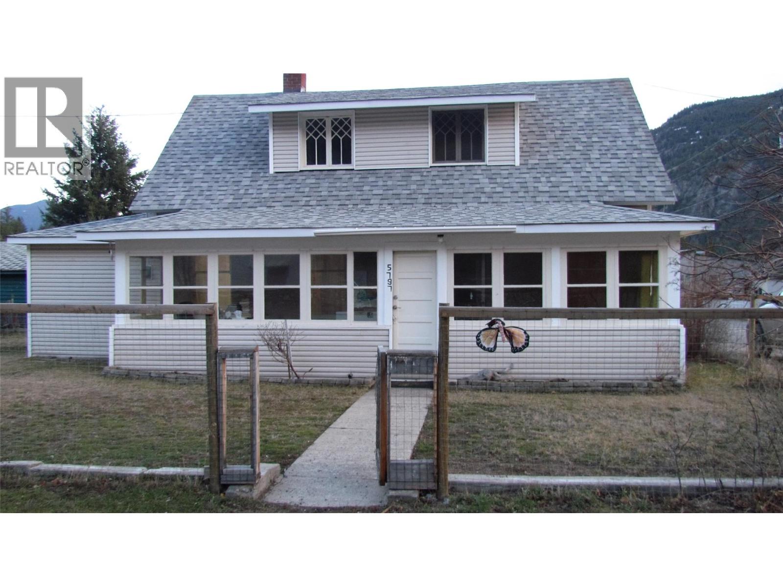 5797 IRENE Street, Hedley