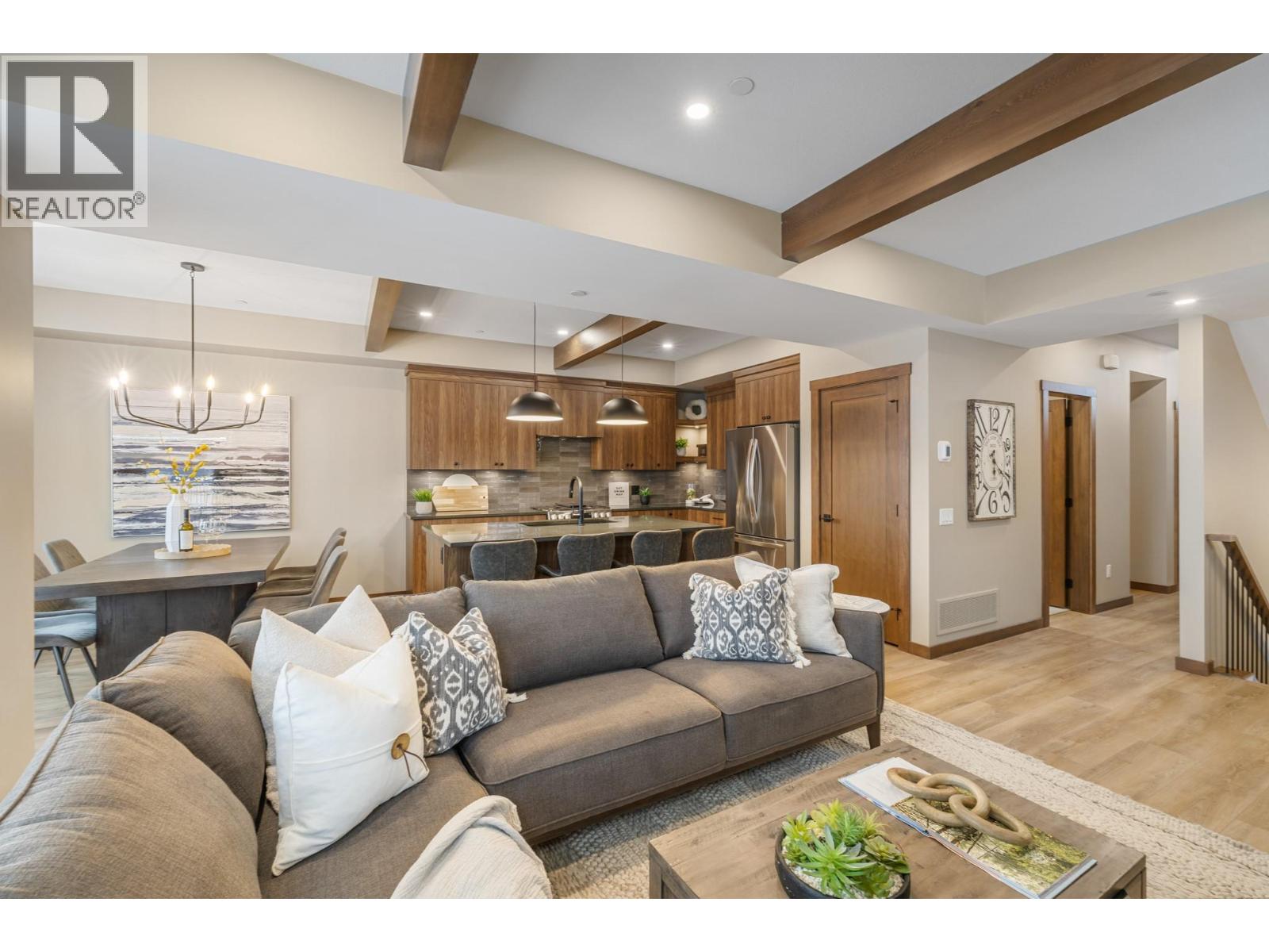 89 255 Feathertop Way, Big White