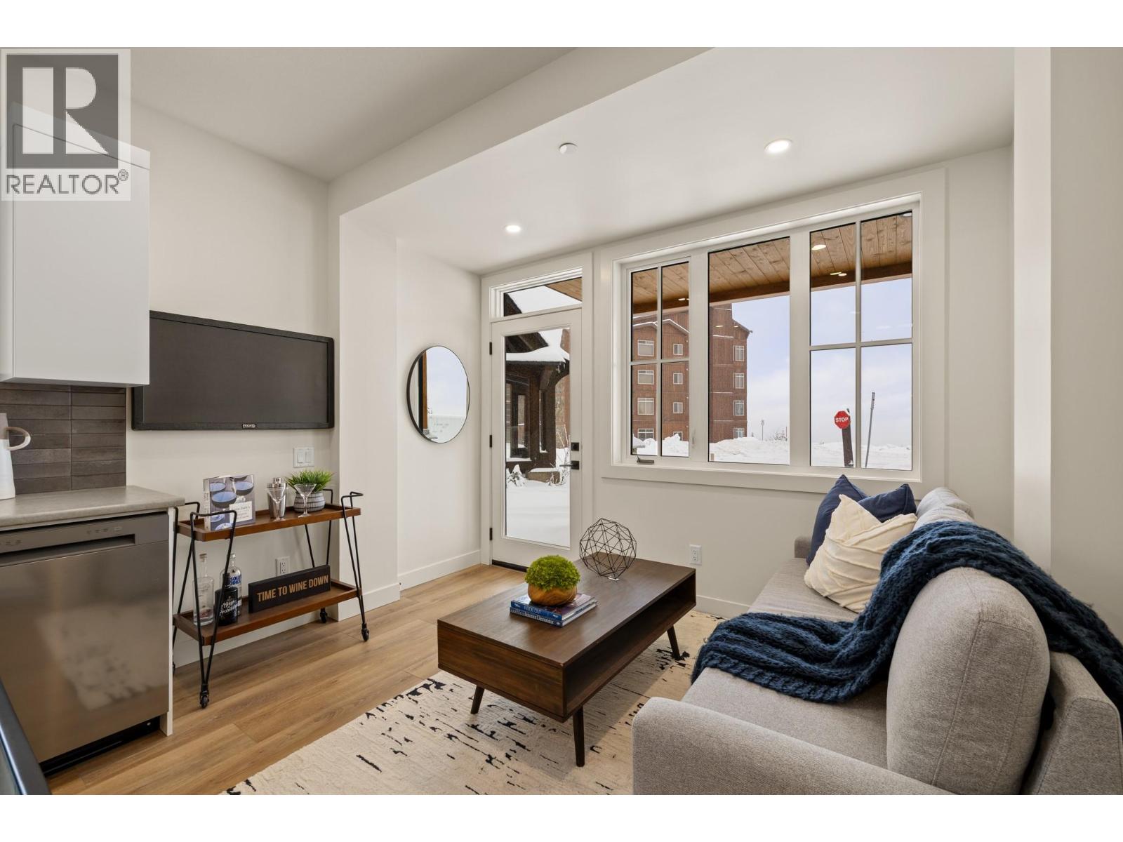 89 255 Feathertop Way, Big White