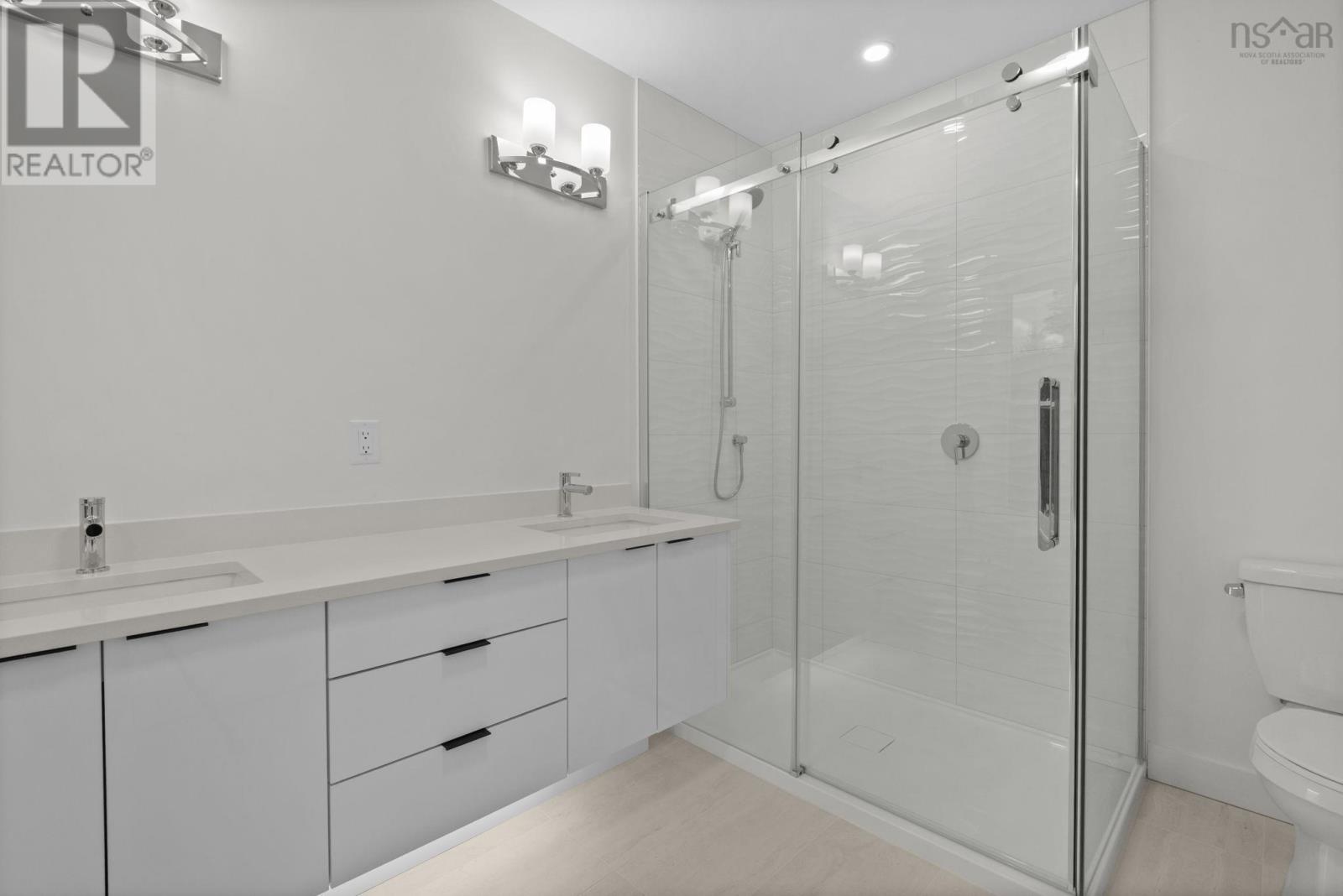 Property 24 of 41 of 202 Brunello Boulevard