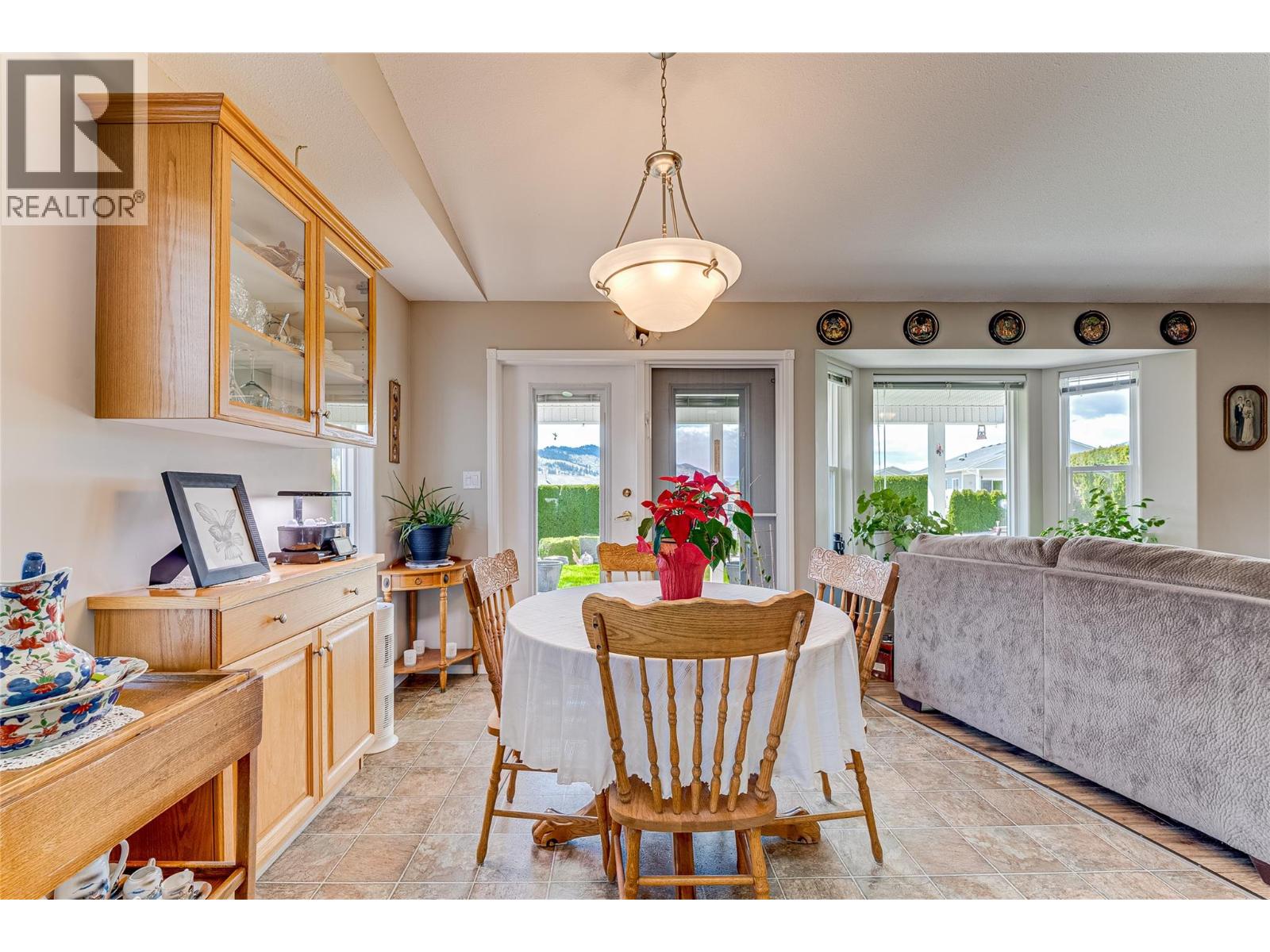 855 8 Avenue, Vernon