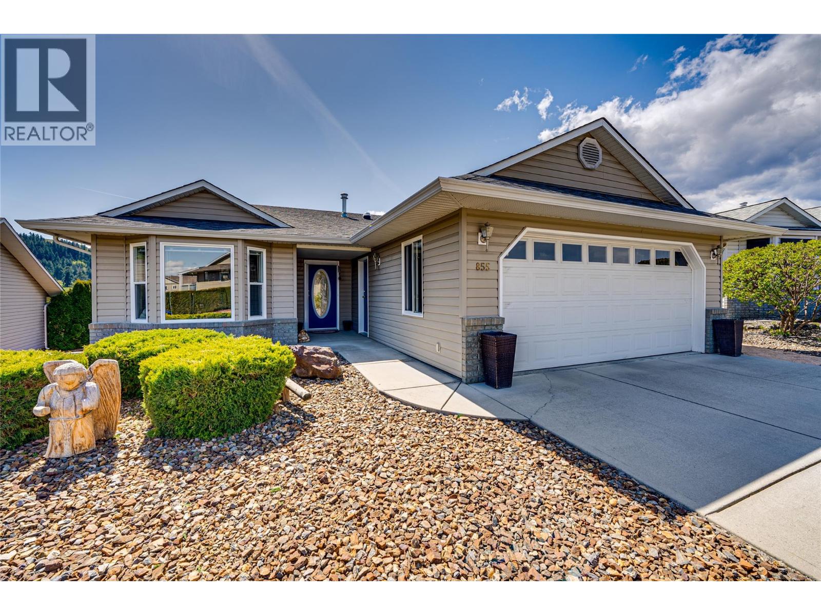 855 8 Avenue, Vernon