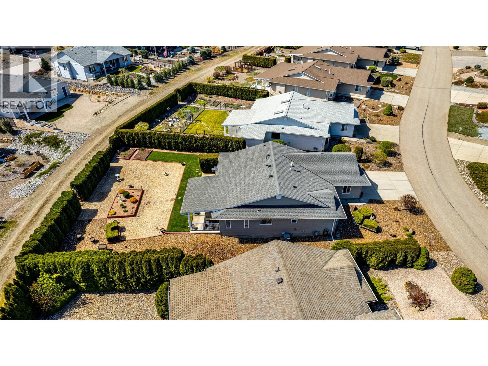 855 8 Avenue, Vernon