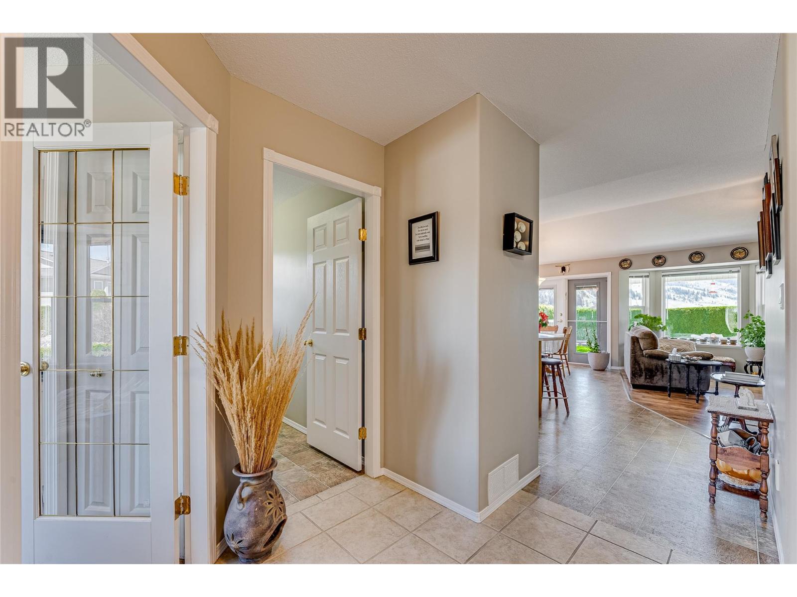 855 8 Avenue, Vernon