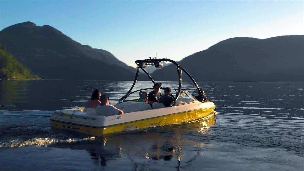 6507 ROCKWELL DRIVE, Harrison Lake, Harrison Hot Springs